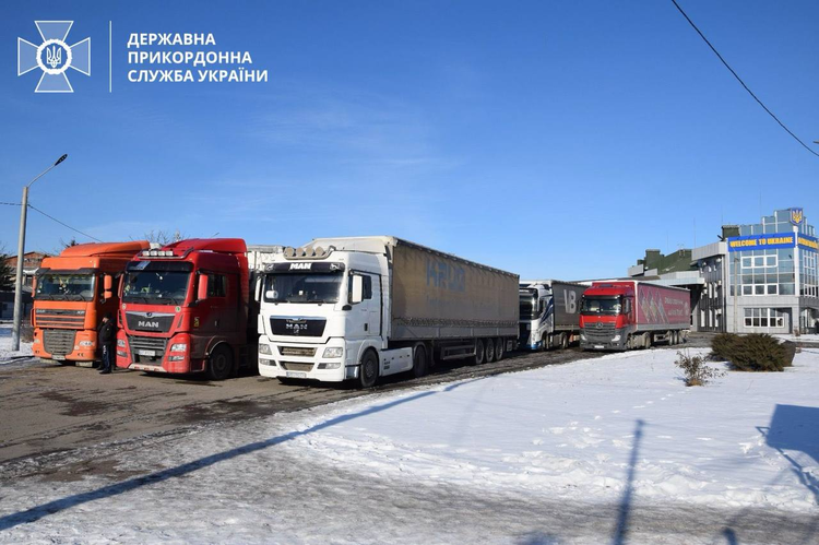 Румунські страйкарі розблокували пункт пропуску «Порубне» Румунські страйкарі розблокували пункт пропуску «Порубне»