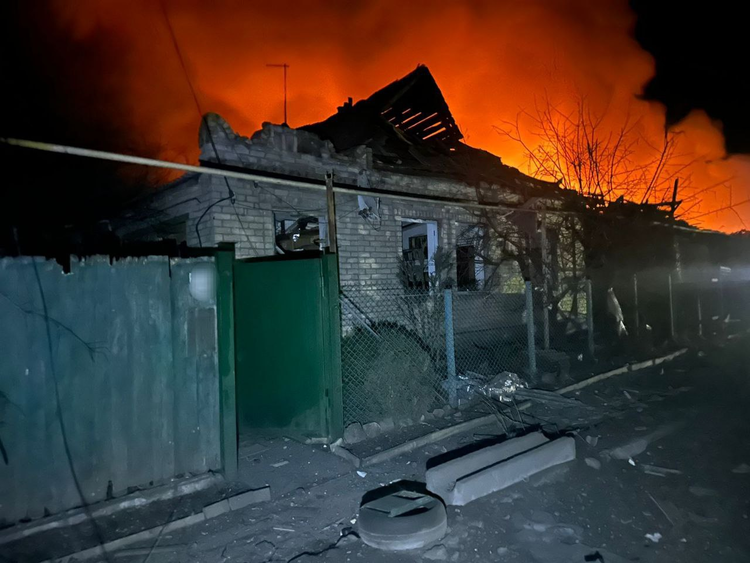 Уночі росіяни вдарили по Селидовому двома ракетами С-300 Уночі росіяни вдарили по Селидовому двома ракетами С-300