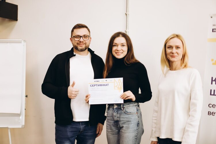 У Чернігові за підтримки AB InBev Efes Ukraine відбувся безоплатний навчальний проєкт для ветеранів-підприємців У Чернігові за підтримки AB InBev Efes Ukraine відбувся безоплатний навчальний проєкт для ветеранів-підприємців