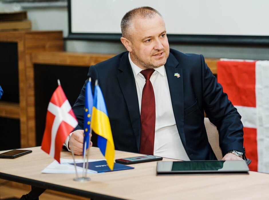 Мер міста Долина: «Хочу показати, як громада може сама себе забезпечувати «зеленою» електроенергією» Мер міста Долина: «Хочу показати, як громада може сама себе забезпечувати «зеленою» електроенергією»