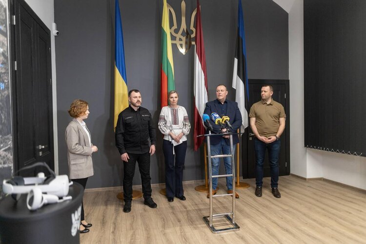 Литва готова виділити Україні 400 000 євро на закупівлю металодетекторів для шкіл – МВС Литва готова виділити Україні 400 000 євро на закупівлю металодетекторів для шкіл – МВС
