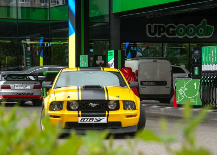 Надпотужне пальне для харизматичних авто: у мережі АЗК UPG стартує сезон високооктанового upg100 Надпотужне пальне для харизматичних авто: у мережі АЗК UPG стартує сезон високооктанового upg100