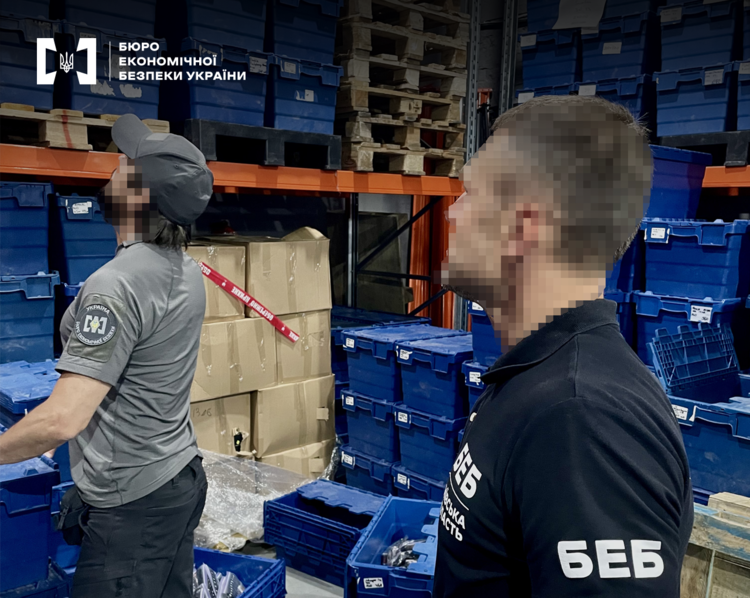 БЕБ на Київщині вилучило продукції для електронних сигарет на майже 365 млн грн БЕБ на Київщині вилучило продукції для електронних сигарет на майже 365 млн грн
