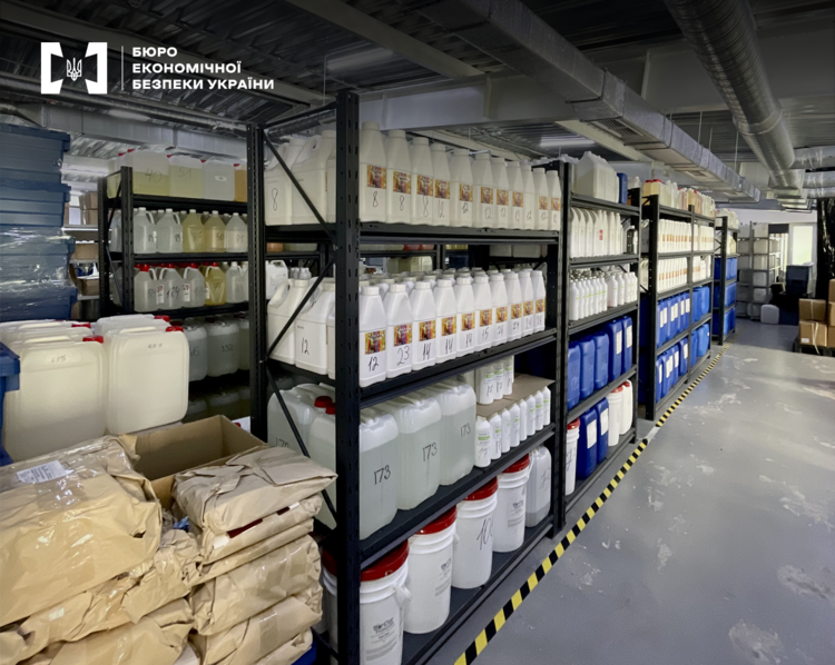 БЕБ на Київщині вилучило продукції для електронних сигарет на майже 365 млн грн БЕБ на Київщині вилучило продукції для електронних сигарет на майже 365 млн грн