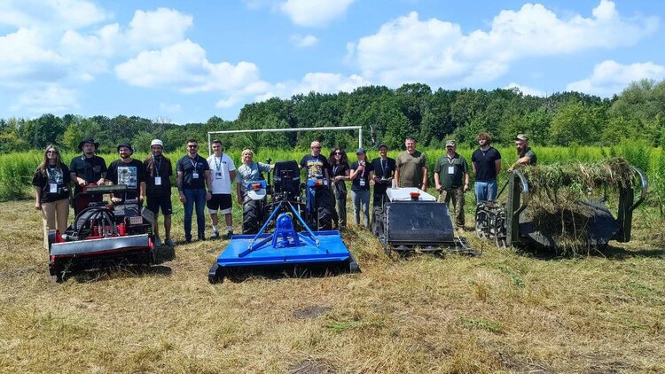Мінна небезпека: як швидко Україна розмінує території Мінна небезпека: як швидко Україна розмінує території