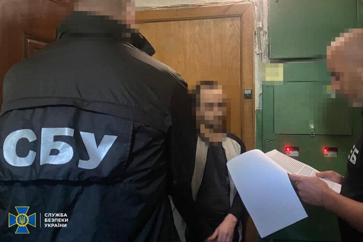 СБУ та БЕБ підозрюють експосадовця у привласненні 36 млн грн на закупівлі запчастин для літаків ЗСУ СБУ та БЕБ підозрюють експосадовця у привласненні 36 млн грн на закупівлі запчастин для літаків ЗСУ