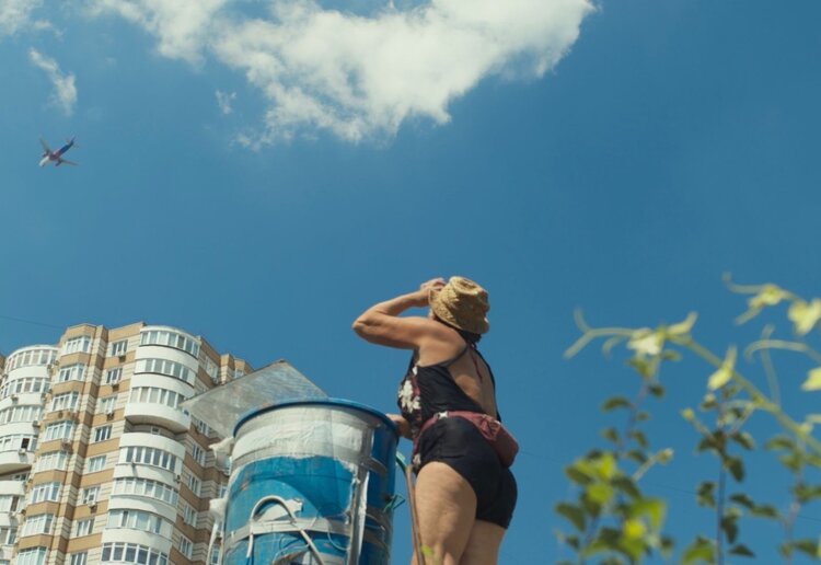 Які українські фільми подивитися на 53-му кінофестивалі «Молодість»: кохання у Бучі, антарктична експедиція, порцелянові витвори й не тільки Які українські фільми подивитися на 53-му кінофестивалі «Молодість»: кохання у Бучі, антарктична експедиція, порцелянові витвори й не тільки