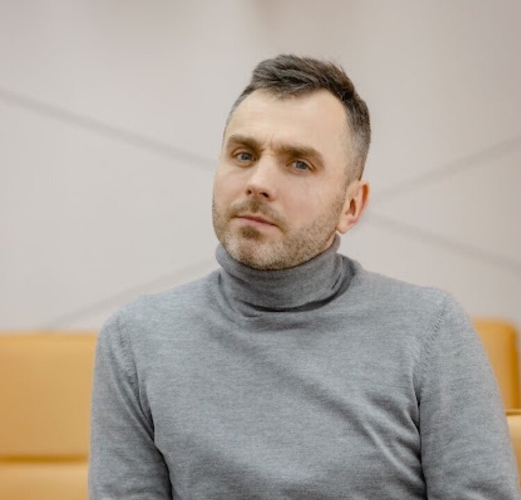«Після одного з показів в Україну зайшло замовлень на 2 млн євро»: як українська індустрія весільних суконь пробивається до топу світових виробників «Після одного з показів в Україну зайшло замовлень на 2 млн євро»: як українська індустрія весільних суконь пробивається до топу світових виробників