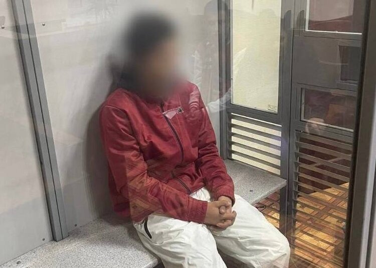 У Києві затримали чоловіка, який підірвав вибухівку поблизу адмінбудівлі У Києві затримали чоловіка, який підірвав вибухівку поблизу адмінбудівлі