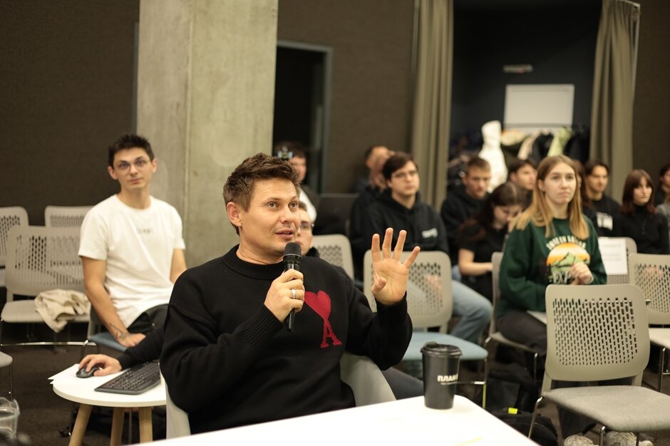 Керуючий партнер фонду Angel One: «Один із викликів для фаундерів – дисципліна. Близько 70% команд з ним не справляються» Керуючий партнер фонду Angel One: «Один із викликів для фаундерів – дисципліна. Близько 70% команд з ним не справляються»