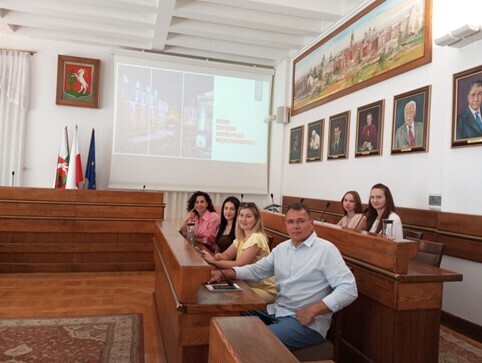 Європейська практика, що змінює українські громади. В Україні розбудовують мережу проєктних офісів Європейська практика, що змінює українські громади. В Україні розбудовують мережу проєктних офісів
