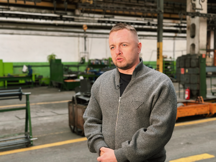 «Фундація Течія» Олега Крота допомогла українському військовому Юрію Калініченку отримати сучасний протез «Фундація Течія» Олега Крота допомогла українському військовому Юрію Калініченку отримати сучасний протез