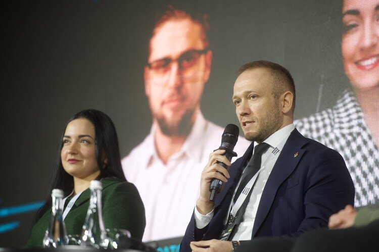 У Києві відбувається Mind Export Summit 2025. Про що говорять зі сцени та в кулуарах? У Києві відбувається Mind Export Summit 2025. Про що говорять зі сцени та в кулуарах?