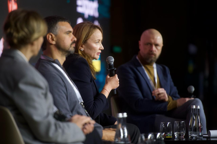 У Києві відбувається Mind Export Summit 2025. Про що говорять зі сцени та в кулуарах? У Києві відбувається Mind Export Summit 2025. Про що говорять зі сцени та в кулуарах?
