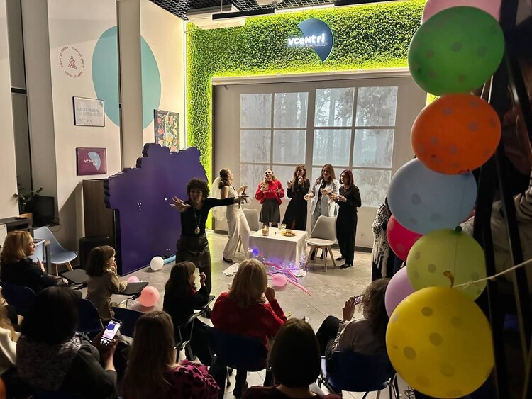 Керівник культурного центру DRAMAN: «Негативні стани накопичуються і можуть переростати в патології» Керівник культурного центру DRAMAN: «Негативні стани накопичуються і можуть переростати в патології»