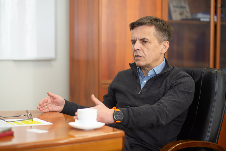 Голова Держагентства відновлення та розвитку інфраструктури: «Сьогодні всі компанії-підрядники, якщо перевірити їх кошторис, потрапляють у категорію «кримінальних»» Голова Держагентства відновлення та розвитку інфраструктури: «Сьогодні всі компанії-підрядники, якщо перевірити їх кошторис, потрапляють у категорію «кримінальних»»
