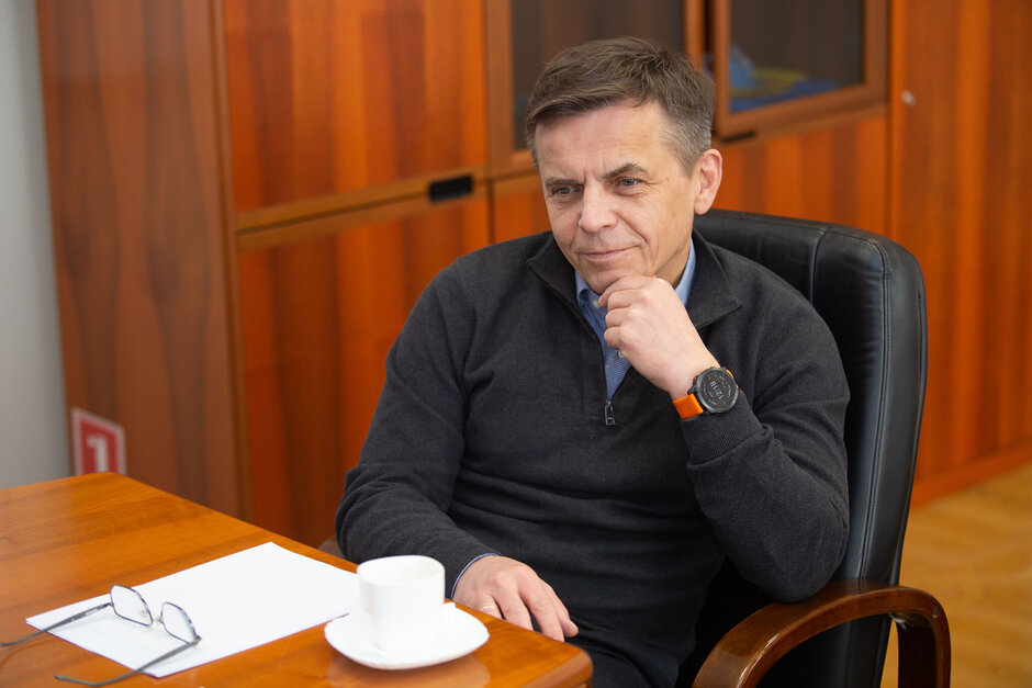 Голова Держагентства відновлення та розвитку інфраструктури: «Сьогодні всі компанії-підрядники, якщо перевірити їх кошторис, потрапляють у категорію «кримінальних»» Голова Держагентства відновлення та розвитку інфраструктури: «Сьогодні всі компанії-підрядники, якщо перевірити їх кошторис, потрапляють у категорію «кримінальних»»