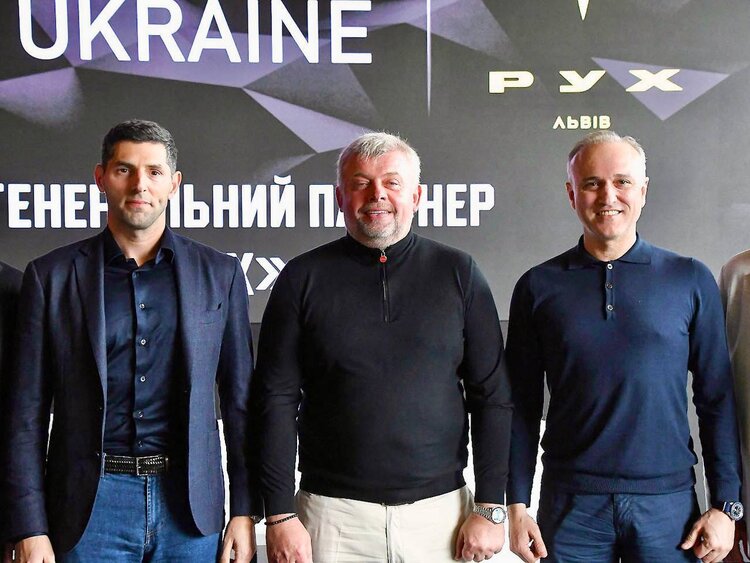 Григорій Козловський: міжнародна підтримка «Руху» від Onur Group Ukraine – свідчення високих стандартів та розвитку Григорій Козловський: міжнародна підтримка «Руху» від Onur Group Ukraine – свідчення високих стандартів та розвитку