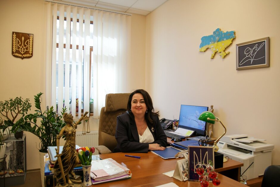 Звільнення за лайку та «спам помсти». Як дисциплінарні інспектори ВРП розрізняють справжні порушення суддів Звільнення за лайку та «спам помсти». Як дисциплінарні інспектори ВРП розрізняють справжні порушення суддів