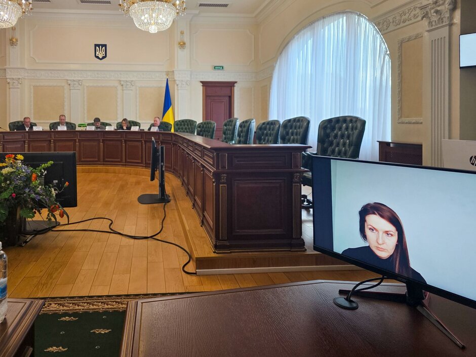 Звільнення за лайку та «спам помсти». Як дисциплінарні інспектори ВРП розрізняють справжні порушення суддів Звільнення за лайку та «спам помсти». Як дисциплінарні інспектори ВРП розрізняють справжні порушення суддів