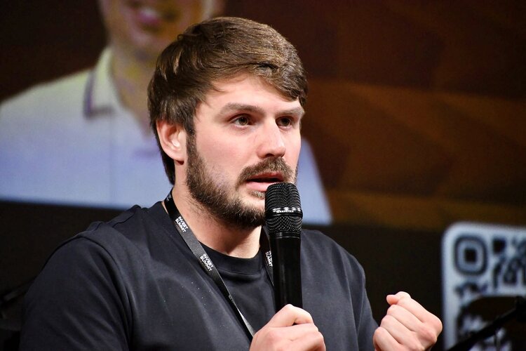 Інвестиції в житлову та готельну нерухомість: як війна змінює попит і ціни на українському ринку Інвестиції в житлову та готельну нерухомість: як війна змінює попит і ціни на українському ринку