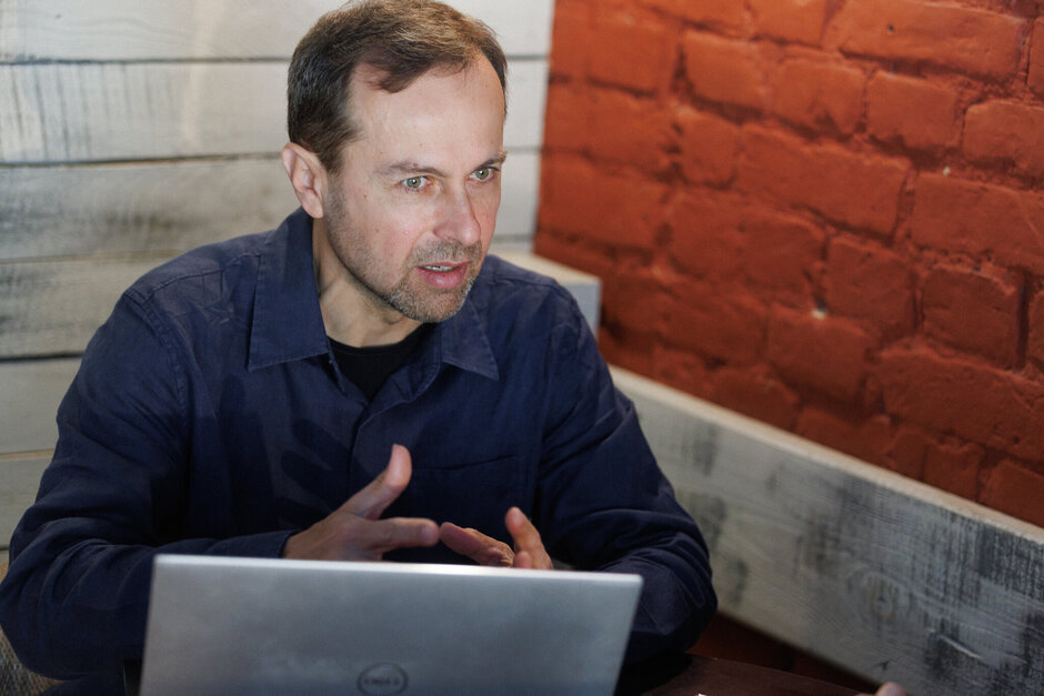 Петр Крогман: «Українські фермери у тилових регіонах отримують $650/га чистого прибутку» Петр Крогман: «Українські фермери у тилових регіонах отримують $650/га чистого прибутку»