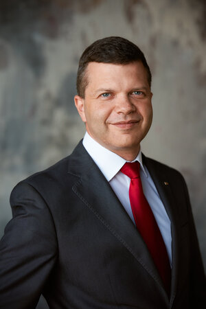 Інвестиції в навчання. Як бізнес підтримує освітні проєкти Інвестиції в навчання. Як бізнес підтримує освітні проєкти