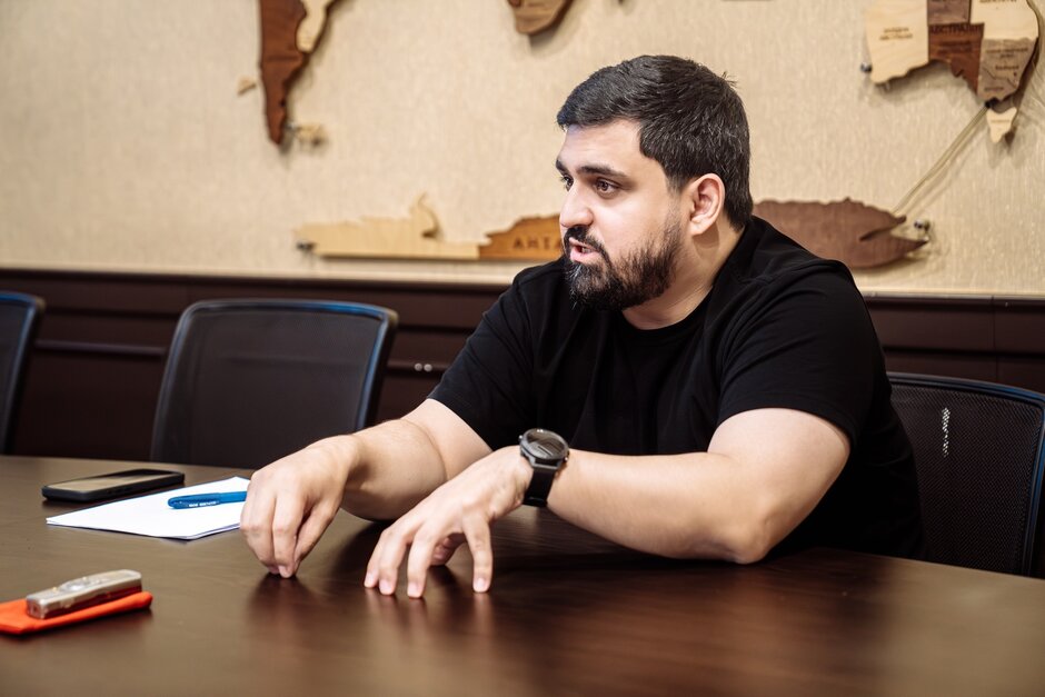 Голова Київської міської військової адміністрації: «Сьогодні гостро стоїть проблема не лише відновлення будинків, а й того, де людям жити, поки їхні квартири ремонтуються» Голова Київської міської військової адміністрації: «Сьогодні гостро стоїть проблема не лише відновлення будинків, а й того, де людям жити, поки їхні квартири ремонтуються»