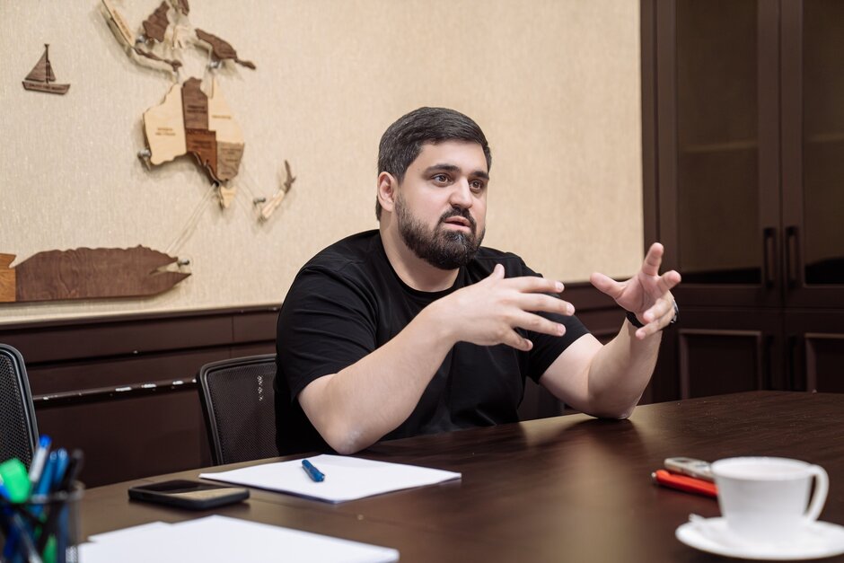 Голова Київської міської військової адміністрації: «Сьогодні гостро стоїть проблема не лише відновлення будинків, а й того, де людям жити, поки їхні квартири ремонтуються» Голова Київської міської військової адміністрації: «Сьогодні гостро стоїть проблема не лише відновлення будинків, а й того, де людям жити, поки їхні квартири ремонтуються»