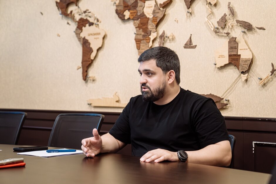Голова Київської міської військової адміністрації: «Сьогодні гостро стоїть проблема не лише відновлення будинків, а й того, де людям жити, поки їхні квартири ремонтуються» Голова Київської міської військової адміністрації: «Сьогодні гостро стоїть проблема не лише відновлення будинків, а й того, де людям жити, поки їхні квартири ремонтуються»
