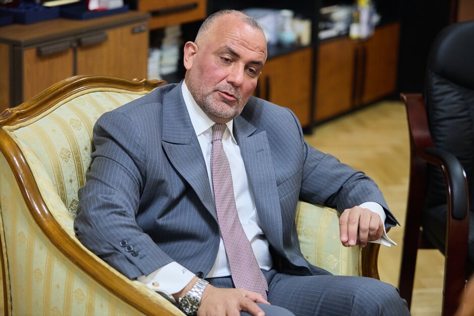 Посол Арабської Республіки Єгипет: «Найбільше чекаємо на будівництво українським бізнесом продовольчого зернового хабу в Економічній зоні Суецького каналу» Посол Арабської Республіки Єгипет: «Найбільше чекаємо на будівництво українським бізнесом продовольчого зернового хабу в Економічній зоні Суецького каналу»