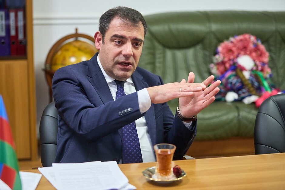 Посол Азербайджана в Украине: «Азербайджанский бизнес планирует запустить полный цикл титанового производства на базе ОГХК» Посол Азербайджана в Украине: «Азербайджанский бизнес планирует запустить полный цикл титанового производства на базе ОГХК»