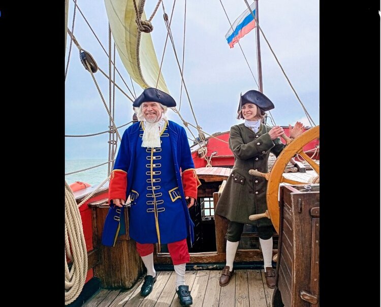 French activists appeal to the European Commission regarding the Russian ship "Shtandart", which ignores EU sanctions French activists appeal to the European Commission regarding the Russian ship "Shtandart", which ignores EU sanctions