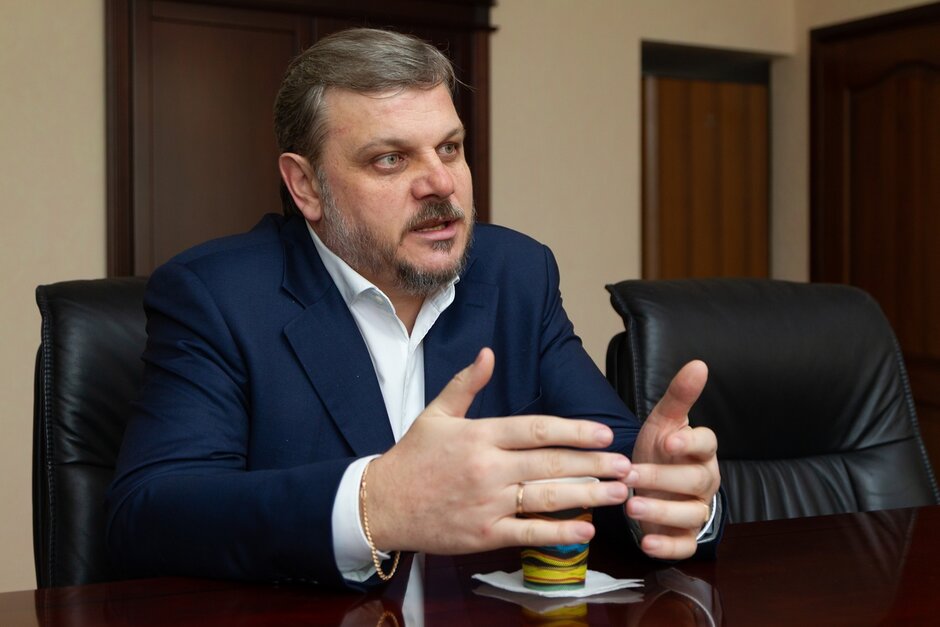 Гендиректор УАК: «Європейські тваринники вигрібають український фураж, тому претензії щодо нашого зерна – політичні маніпуляції» Гендиректор УАК: «Європейські тваринники вигрібають український фураж, тому претензії щодо нашого зерна – політичні маніпуляції»