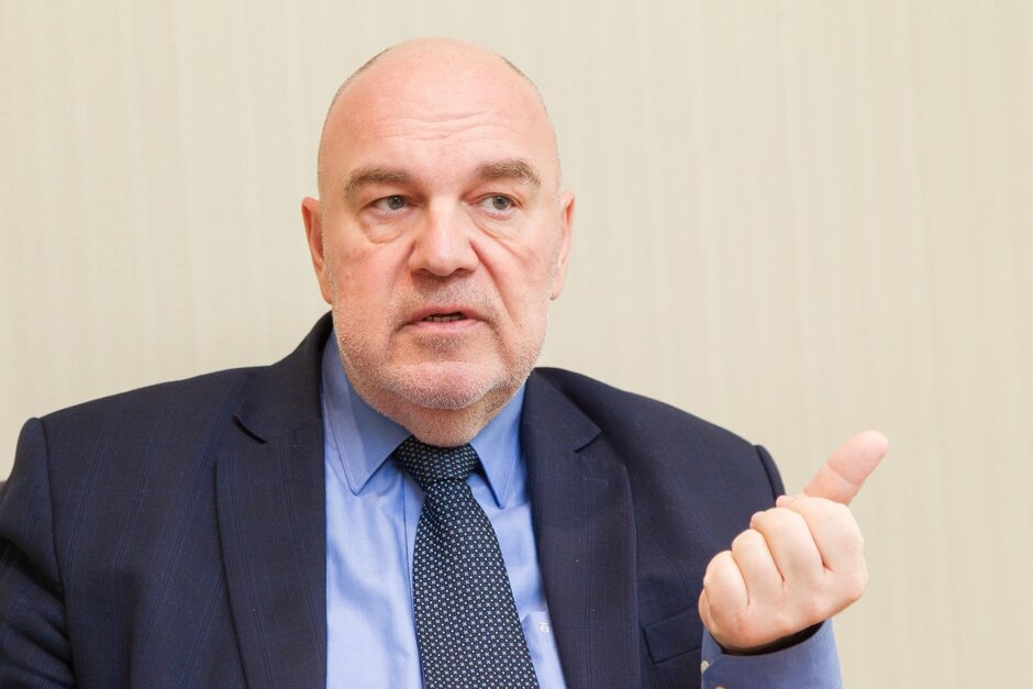 Европейский эксперт по таможенным вопросам: «От прозрачности таможни зависит конкурентоспособность национального бизнеса» Европейский эксперт по таможенным вопросам: «От прозрачности таможни зависит конкурентоспособность национального бизнеса»