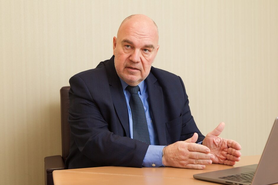 Европейский эксперт по таможенным вопросам: «От прозрачности таможни зависит конкурентоспособность национального бизнеса» Европейский эксперт по таможенным вопросам: «От прозрачности таможни зависит конкурентоспособность национального бизнеса»