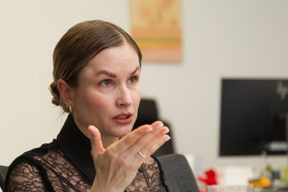 Голова представництва ЄІБ у справах країн Східної Європи: «Сьогодні ми через Мінфін і Мінгромад підтримуємо близько 600 проєктів у всій Україні» Голова представництва ЄІБ у справах країн Східної Європи: «Сьогодні ми через Мінфін і Мінгромад підтримуємо близько 600 проєктів у всій Україні»