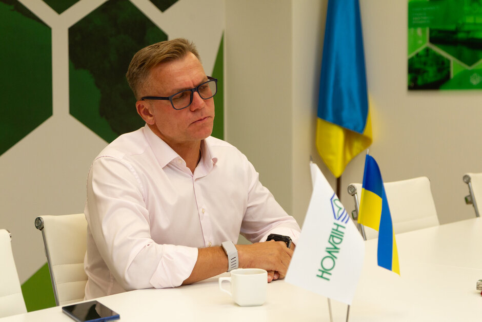 Андрій Вадатурський: «За чотири роки війни ми згенерували $241 млн EBITDA, з яких $234 млн заплатили банкам» Андрій Вадатурський: «За чотири роки війни ми згенерували $241 млн EBITDA, з яких $234 млн заплатили банкам»