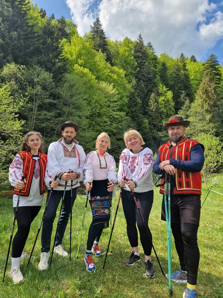 Генеральна менеджерка Mirotel Resort & SPA: «Сканді-хайкінг – це перезбірка себе і нова точка росту» Генеральна менеджерка Mirotel Resort & SPA: «Сканді-хайкінг – це перезбірка себе і нова точка росту»