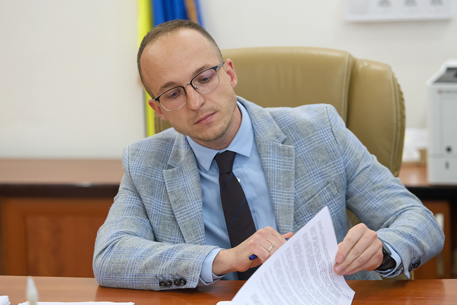 Голова Держгеокадастру: «В проєкті постанови Кабміну ми заклали збалансовану модель відновлення Публічної кадастрової карти» Голова Держгеокадастру: «В проєкті постанови Кабміну ми заклали збалансовану модель відновлення Публічної кадастрової карти»