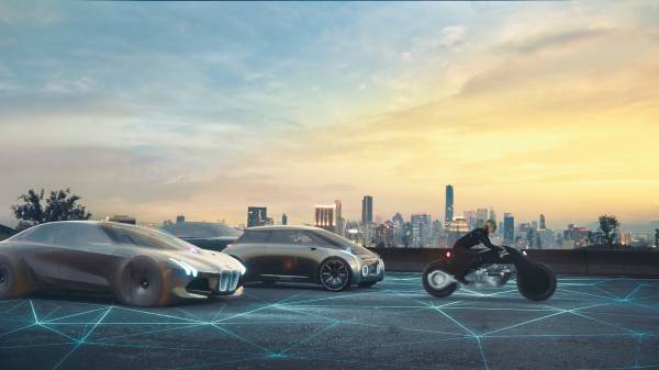BMW    40  , 8    
