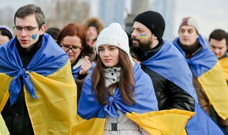 Роздоріжжя цивілізацій: як Україні будувати відносини між владою та власністю