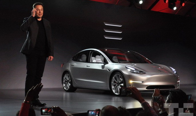 Galeri Foto Tesla Model 3 Акції Tesla тепер дорожчі, ніж ринкова вартість Ford