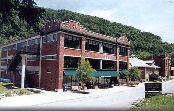 фото Kentucky Coal Mining Museum Музей вуглевидобування у Кентуккі переходить на сонячну енергію