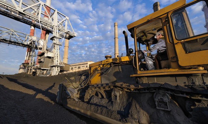 Боргова яма: чому ДТЕК нарощує поставки російського вугілля