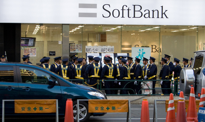 SoftBank    Improbable