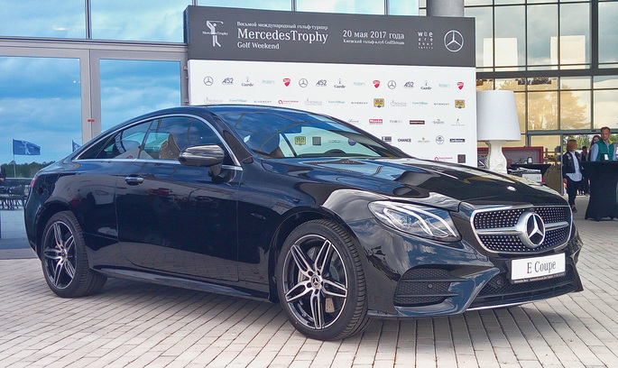 Mercedes-Benz Е-Class Coupe Під зіркою гольфу: Mercedes-Benz презентував дві новинки для українського ринку