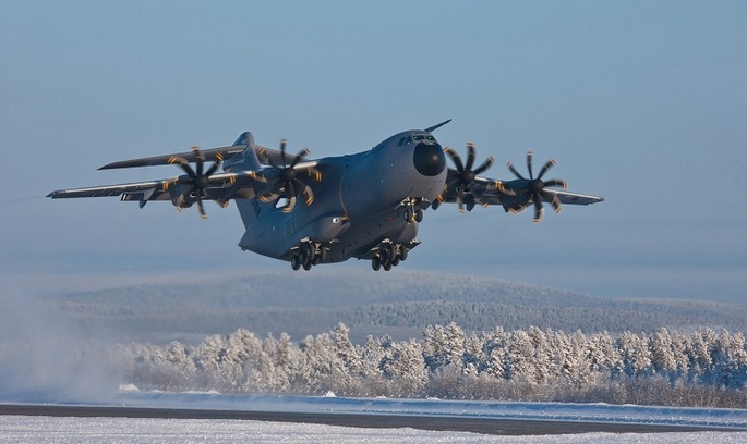 Airbus A400M Airbus може припинити виробництво літаків у Британії після Brexit