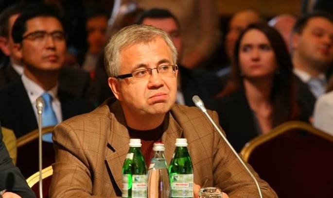 Олег Назаренко Олег Назаренко: «Бізнес із ввезення авто з литовськими номерами кришується корумпованими правоохоронцями і політиками»