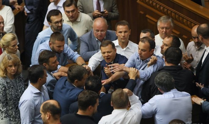 Шість політпартій отримають з держбюджету більше 100 млн грн у ІІІ кварталі Шість політпартій отримають з держбюджету більше 100 млн грн у ІІІ кварталі